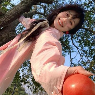 《热辣小红帽》